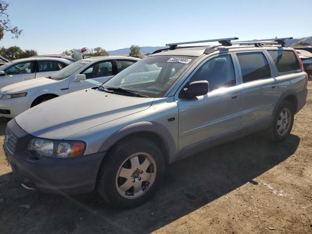 2004 Volvo XC70