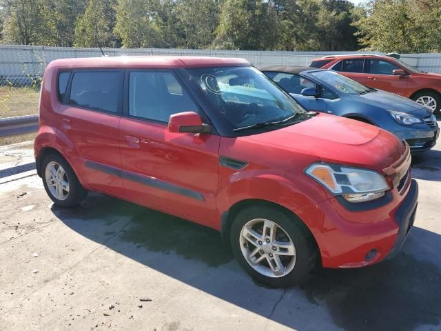 2010 KIA Soul +