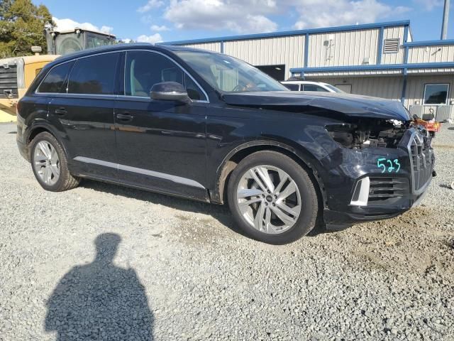 2021 Audi Q7 Prestige