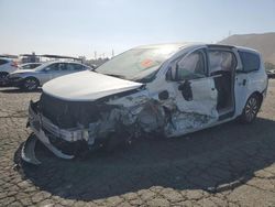 Carros salvage para piezas a la venta en subasta: 2023 Chrysler Pacifica Hybrid Touring L