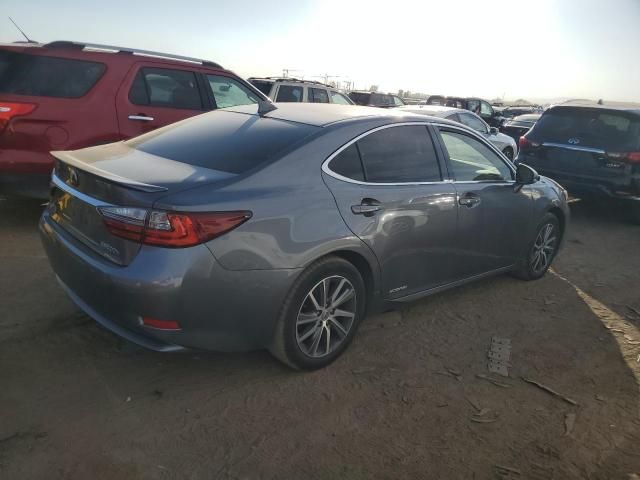 2016 Lexus ES 300H