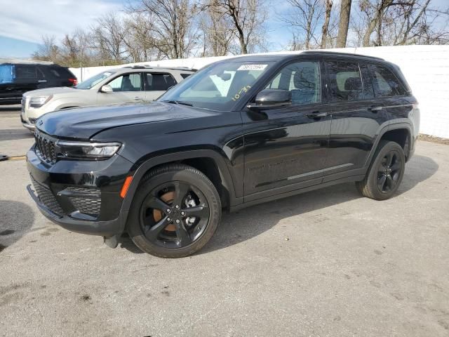 2023 Jeep Grand Cherokee Laredo