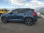 2022 Volvo XC40 T5 R-Design