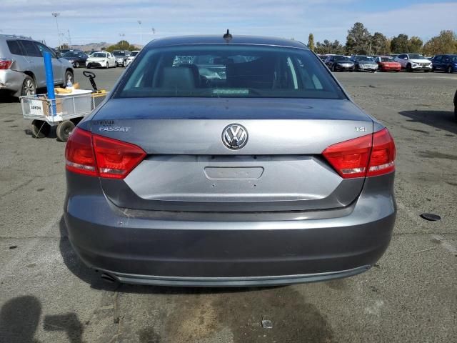 2014 Volkswagen Passat S