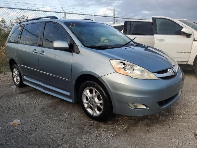 2006 Toyota Sienna XLE