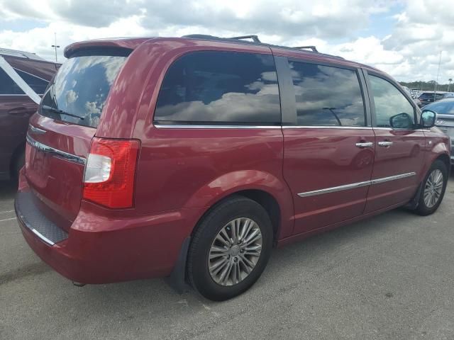 2013 Chrysler Town & Country Touring L