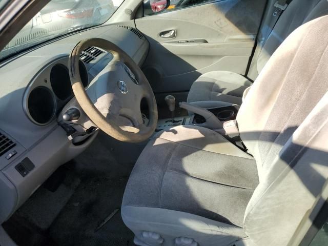 2004 Nissan Altima Base