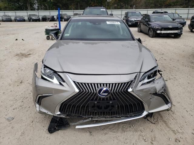 2021 Lexus ES 300H Luxury