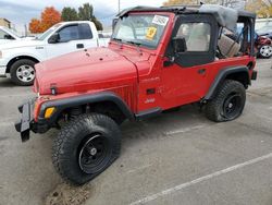 SUV salvage a la venta en subasta: 2000 Jeep Wrangler / TJ SE