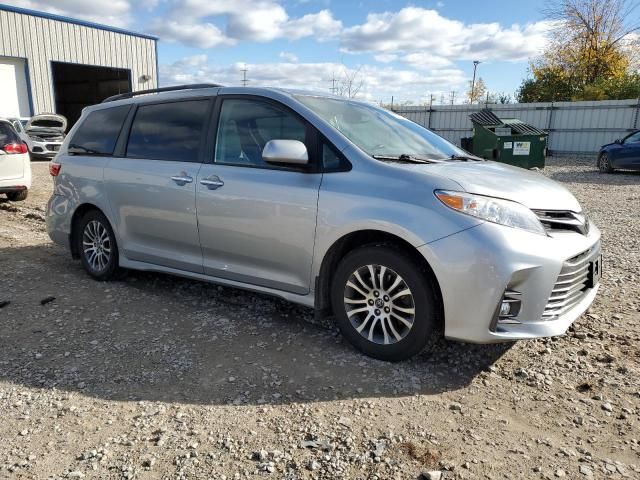 2019 Toyota Sienna XLE