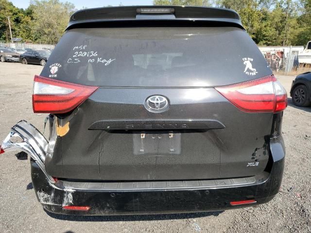 2015 Toyota Sienna XLE