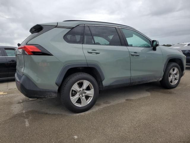 2020 Toyota Rav4 XLE