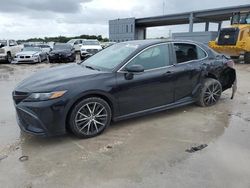 Carros salvage para piezas a la venta en subasta: 2021 Toyota Camry SE