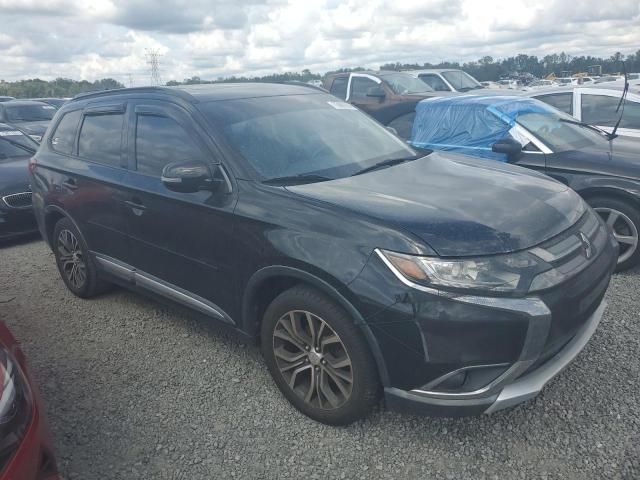 2016 Mitsubishi Outlander SE