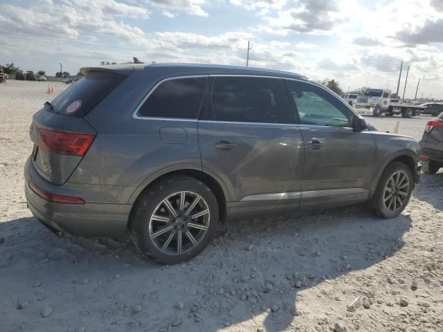 2017 Audi Q7 Premium Plus