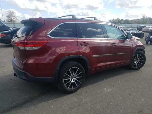 2018 Toyota Highlander SE