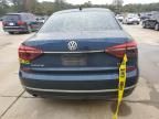 2018 Volkswagen Passat SE