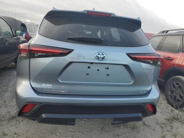 2024 Toyota Highlander Hybrid XLE