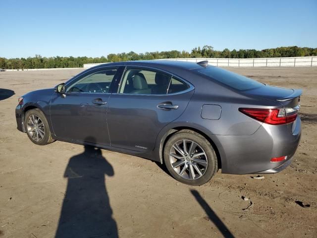 2017 Lexus ES 300H