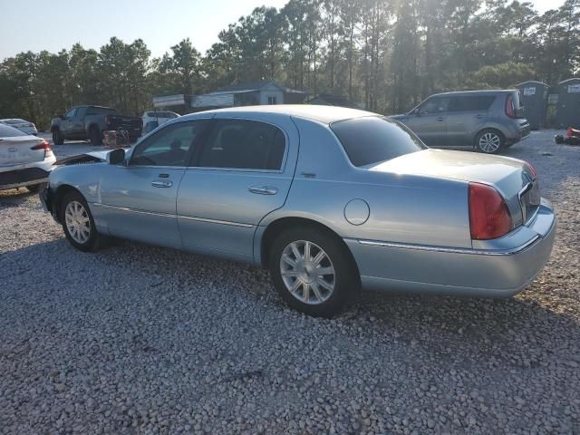 2009 Lincoln Town Car Signature Limited