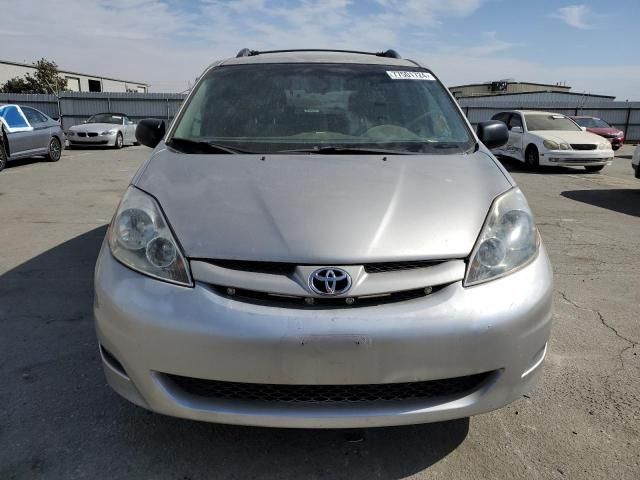 2006 Toyota Sienna CE