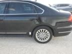 2016 Volkswagen Passat SE