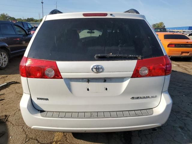 2008 Toyota Sienna XLE