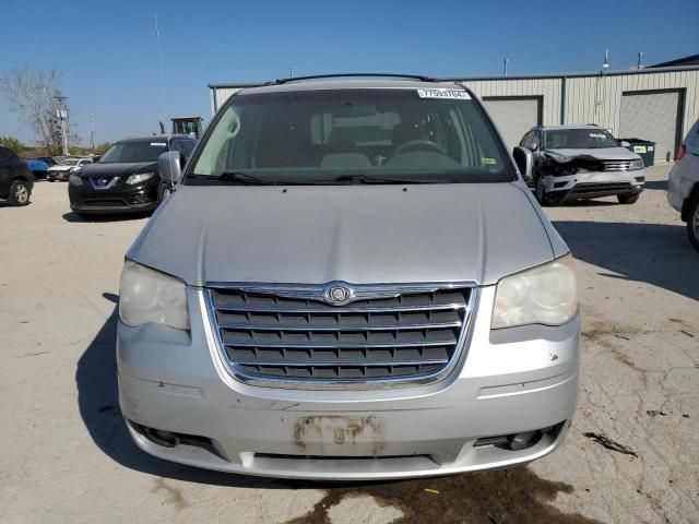 2010 Chrysler Town & Country Touring