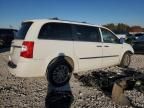 2014 Chrysler Town & Country Touring L