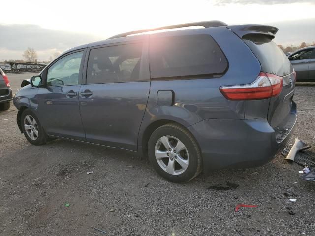 2015 Toyota Sienna LE