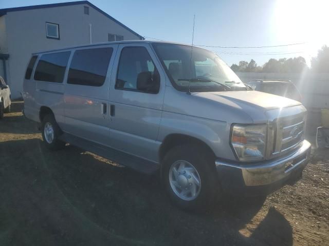 2011 Ford Econoline E350 Super Duty Wagon