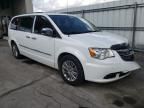 2016 Chrysler Town & Country Touring L