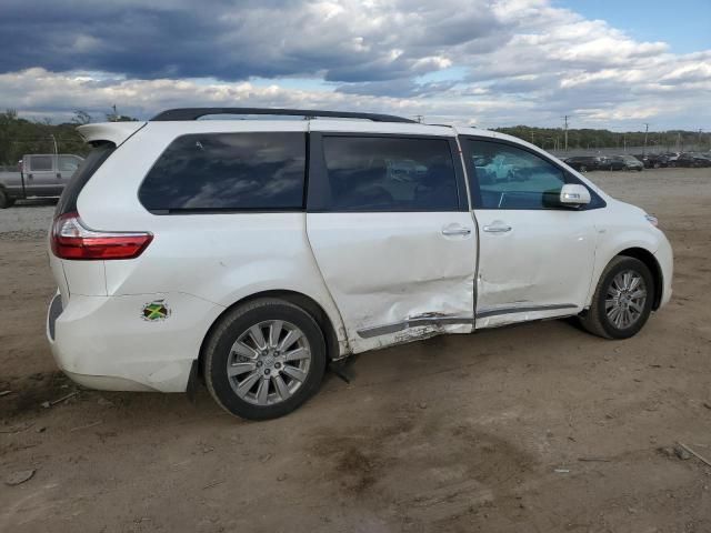 2016 Toyota Sienna XLE