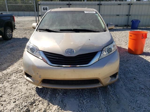 2012 Toyota Sienna LE