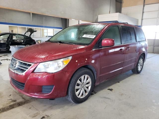 2012 Volkswagen Routan SE