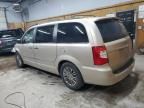 2014 Chrysler Town & Country Touring L