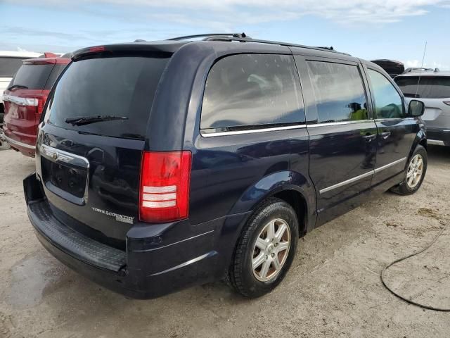 2010 Chrysler Town & Country Touring Plus