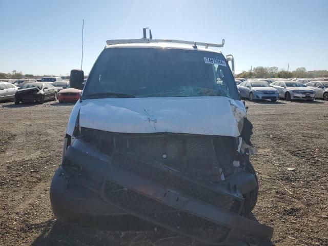 2020 Chevrolet Express G2500