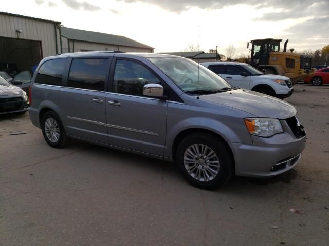 2013 Chrysler Town & Country Limited