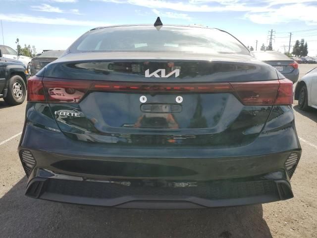 2022 KIA Forte FE