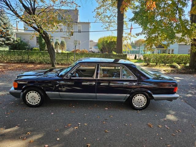 1988 Mercedes-Benz 560 SEL