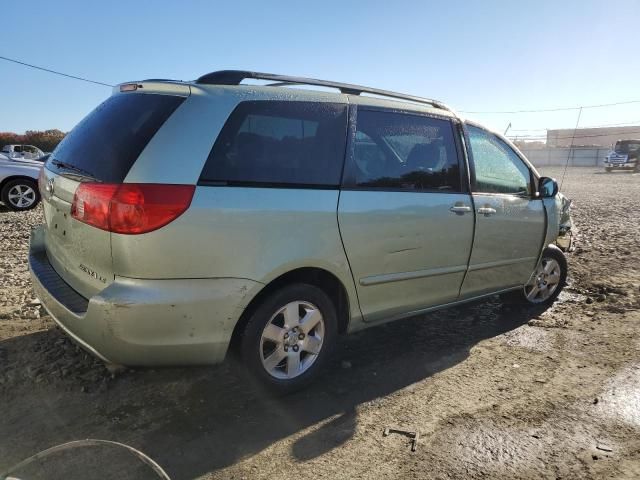 2008 Toyota Sienna CE