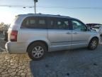 2010 Chrysler Town & Country Touring