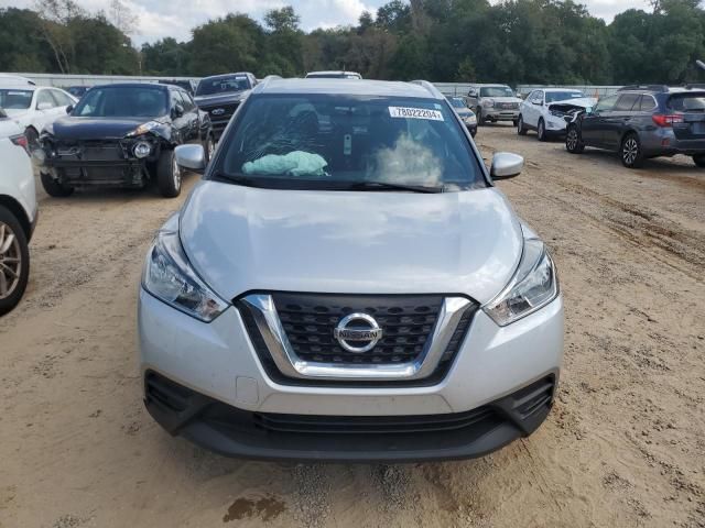 2019 Nissan Kicks S