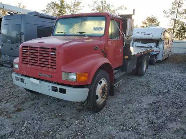 2002 International 4000 4700