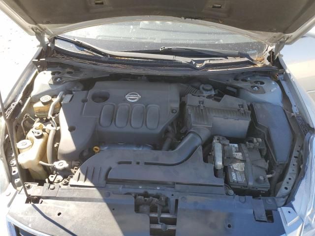 2010 Nissan Altima Base