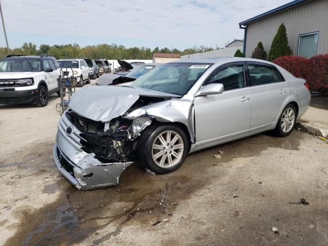 2005 Toyota Avalon XL