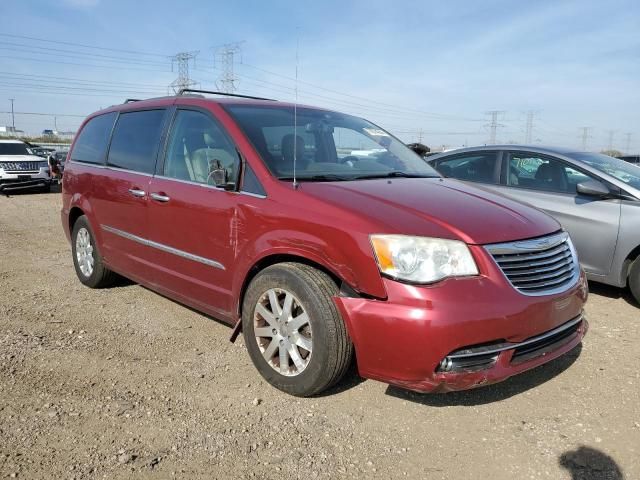 2012 Chrysler Town & Country Touring L