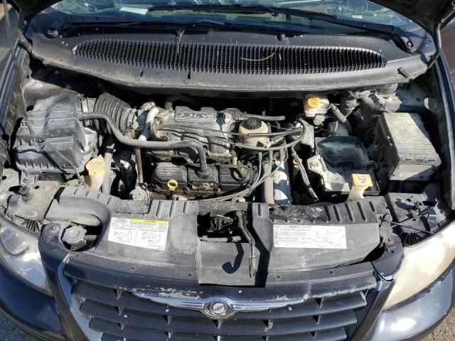 2006 Chrysler Town & Country