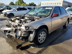 Carros salvage a la venta en subasta: 1998 Toyota Camry CE